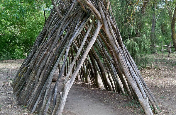 Hütte der Steinzeit