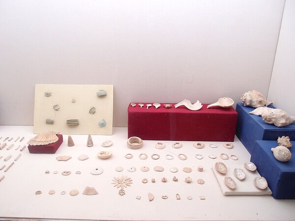 Schmuck aus Mohenjo-Daro Schmuck aus Indien