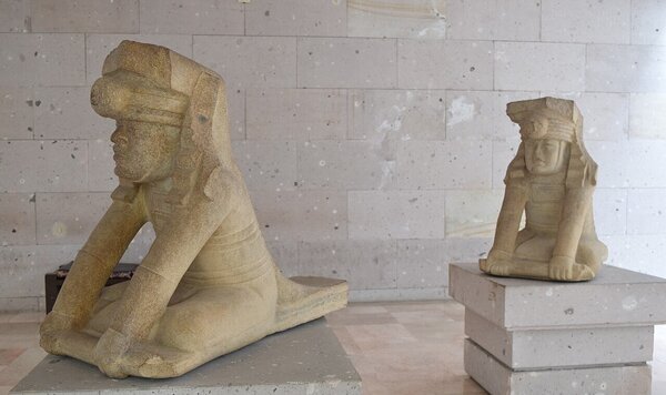 Zwillingsfiguren der Olmeken