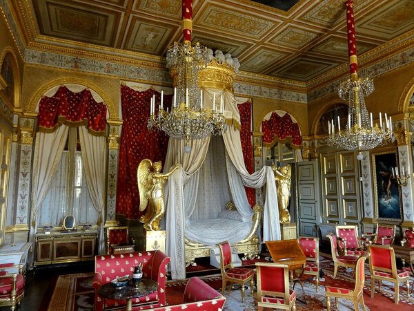 Schlafzimmer im Empire-Stil Kunststil aus Frankreich